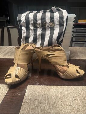LAMB Gwen Stefani brand- Women’s Beige Strappy High Heel Sandals